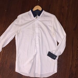 H&M size medium slim button down shirt white/navy